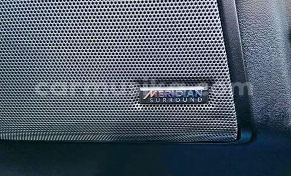 Buy Used Land Rover Discovery Sport White Car in Beitbridge in Matabeleland South Buy Used Land Rover Discovery Sport White Car in Beitbridge in Matabeleland South