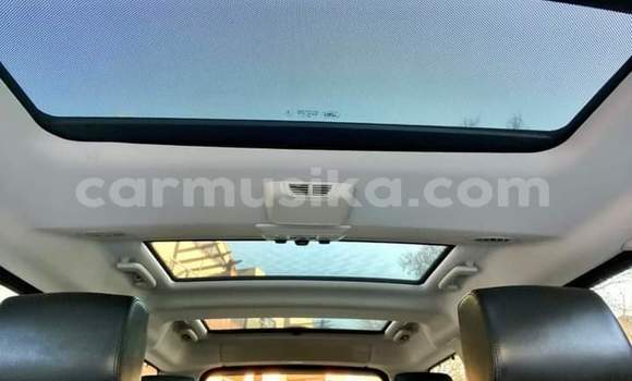 Buy Used Land Rover Discovery Sport White Car in Beitbridge in Matabeleland South Buy Used Land Rover Discovery Sport White Car in Beitbridge in Matabeleland South