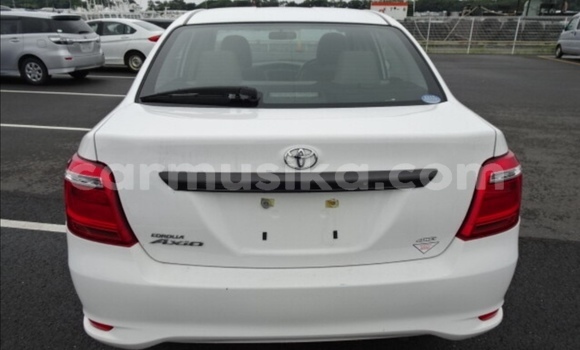 Tenga Tsaru Toyota Axio Chena Mota in Beitbridge in Matabeleland South Tenga Tsaru Toyota Axio Chena Mota in Beitbridge in Matabeleland South