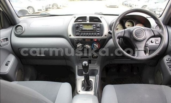 Acheter Occasion Voiture Toyota RAV4 Gris à Beitbridge, Matabeleland South Acheter Occasion Voiture Toyota RAV4 Gris à Beitbridge, Matabeleland South