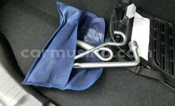 Nunua Ilio tumika Honda Fit Nyeupe Gari ndani ya Beitbridge nchini Matabeleland Kusini Nunua Ilio tumika Honda Fit Nyeupe Gari ndani ya Beitbridge nchini Matabeleland Kusini