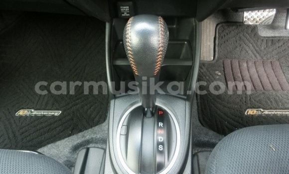 Acheter Occasion Voiture Honda Fit Blanc à Beitbridge, Matabeleland South Acheter Occasion Voiture Honda Fit Blanc à Beitbridge, Matabeleland South