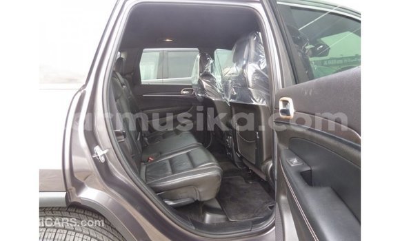 Nunua Imported Jeep Grand Cherokee Nyingine Gari ndani ya Import - Dubai nchini Harare Nunua Imported Jeep Grand Cherokee Nyingine Gari ndani ya Import - Dubai nchini Harare