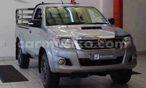 Acheter Occasion Voiture Toyota Hilux Gris à Beitbridge, Matabeleland South