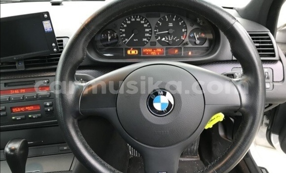 Tenga Tsaru BMW 3–Series Sirivha Mota in Beitbridge in Matabeleland South Tenga Tsaru BMW 3–Series Sirivha Mota in Beitbridge in Matabeleland South