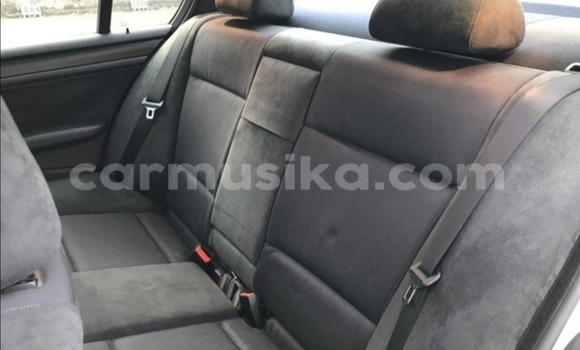 Tenga Tsaru BMW 3–Series Sirivha Mota in Beitbridge in Matabeleland South Tenga Tsaru BMW 3–Series Sirivha Mota in Beitbridge in Matabeleland South