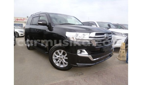 Tenga Imported Toyota Land Cruiser Nhema Mota in Import - Dubai in Harare Tenga Imported Toyota Land Cruiser Nhema Mota in Import - Dubai in Harare