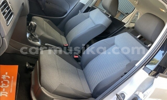 Nunua Ilio tumika Volkswagen Polo Nyeupe Gari ndani ya Beitbridge nchini Matabeleland Kusini Nunua Ilio tumika Volkswagen Polo Nyeupe Gari ndani ya Beitbridge nchini Matabeleland Kusini