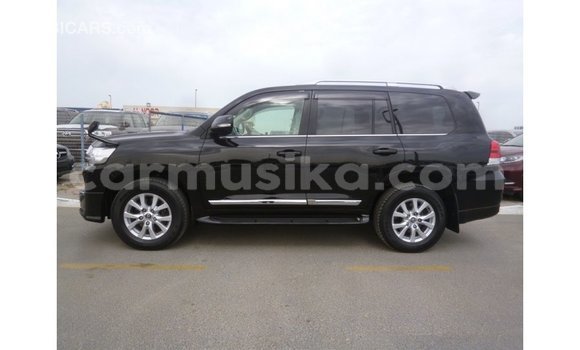 Tenga Imported Toyota Land Cruiser Nhema Mota in Import - Dubai in Harare Tenga Imported Toyota Land Cruiser Nhema Mota in Import - Dubai in Harare