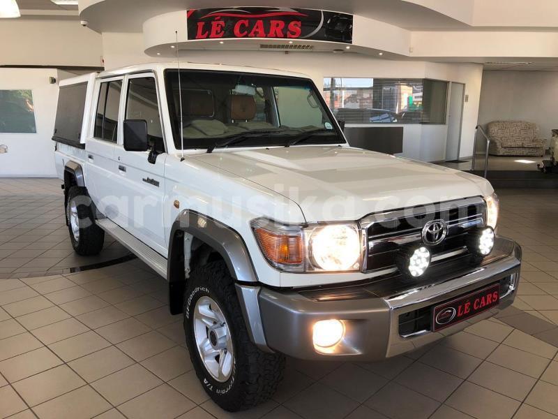 Big with watermark toyota land cruiser matabeleland south beitbridge 23305