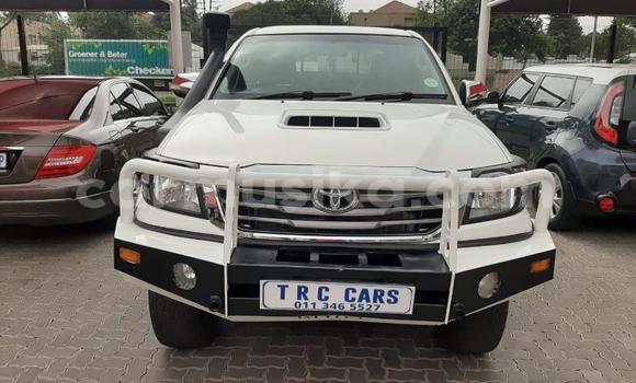 Tenga Tsaru Toyota Hilux Chena Mota in Beitbridge in Matabeleland South Tenga Tsaru Toyota Hilux Chena Mota in Beitbridge in Matabeleland South