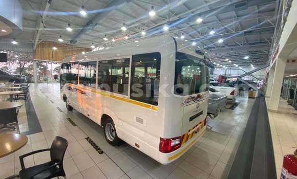 Acheter Occasion Voiture Toyota Coaster Blanc à Beitbridge, Matabeleland South Acheter Occasion Voiture Toyota Coaster Blanc à Beitbridge, Matabeleland South