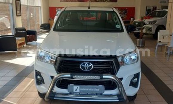 Acheter Occasion Voiture Toyota Hilux Blanc à Beitbridge, Matabeleland South Acheter Occasion Voiture Toyota Hilux Blanc à Beitbridge, Matabeleland South
