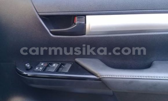 Tenga Tsaru Toyota Hilux Zvimwe Mota in Beitbridge in Matabeleland South Tenga Tsaru Toyota Hilux Zvimwe Mota in Beitbridge in Matabeleland South