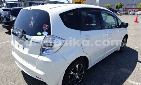 Buy Used Honda Fit Other Car in Beitbridge in Matabeleland South Buy Used Honda Fit Other Car in Beitbridge in Matabeleland South