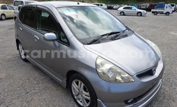 Acheter Occasion Voiture Honda Fit Gris à Beitbridge, Matabeleland South Acheter Occasion Voiture Honda Fit Gris à Beitbridge, Matabeleland South