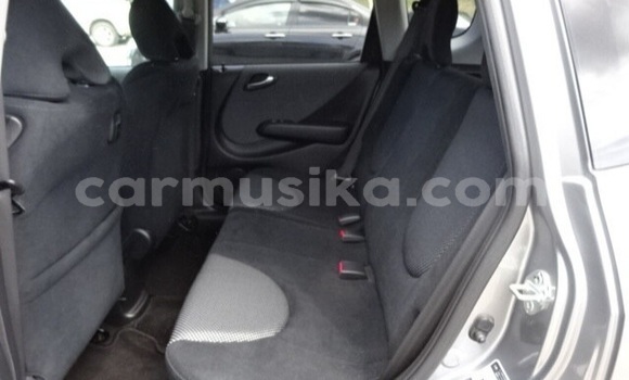 Acheter Occasion Voiture Honda Fit Gris à Beitbridge, Matabeleland South Acheter Occasion Voiture Honda Fit Gris à Beitbridge, Matabeleland South