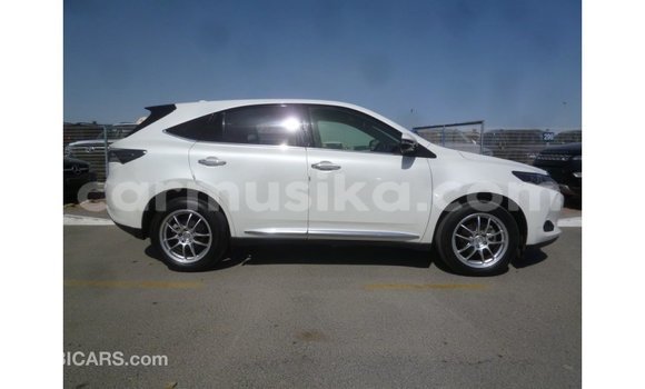 Buy Import Toyota Harrier White Car in Import - Dubai in Harare Buy Import Toyota Harrier White Car in Import - Dubai in Harare