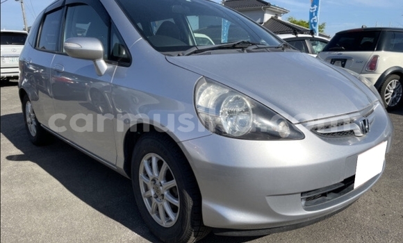 Nunua Ilio tumika Honda Fit Fedha Gari ndani ya Beitbridge nchini Matabeleland Kusini Nunua Ilio tumika Honda Fit Fedha Gari ndani ya Beitbridge nchini Matabeleland Kusini