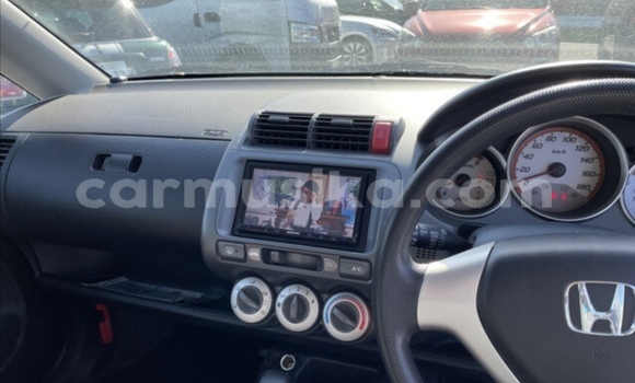 Nunua Ilio tumika Honda Fit Fedha Gari ndani ya Beitbridge nchini Matabeleland Kusini Nunua Ilio tumika Honda Fit Fedha Gari ndani ya Beitbridge nchini Matabeleland Kusini