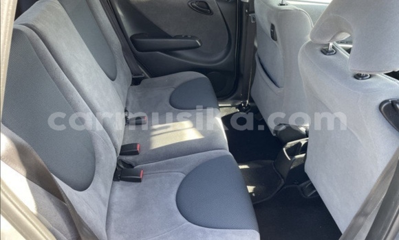 Nunua Ilio tumika Honda Fit Fedha Gari ndani ya Beitbridge nchini Matabeleland Kusini Nunua Ilio tumika Honda Fit Fedha Gari ndani ya Beitbridge nchini Matabeleland Kusini