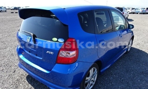 Buy Used Honda Fit Blue Car in Beitbridge in Matabeleland South Buy Used Honda Fit Blue Car in Beitbridge in Matabeleland South