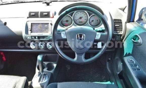 Buy Used Honda Fit Blue Car in Beitbridge in Matabeleland South Buy Used Honda Fit Blue Car in Beitbridge in Matabeleland South