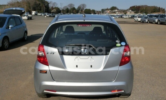 Buy Used Honda Fit Silver Car in Beitbridge in Matabeleland South Buy Used Honda Fit Silver Car in Beitbridge in Matabeleland South