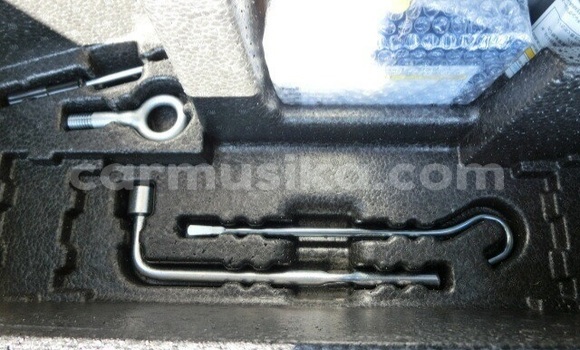 Buy Used Honda Fit Silver Car in Beitbridge in Matabeleland South Buy Used Honda Fit Silver Car in Beitbridge in Matabeleland South