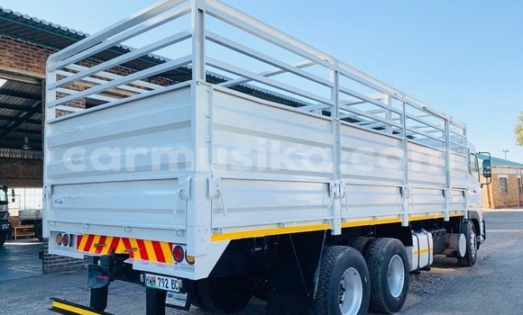 Tenga Tsaru Nissan UD Chena Rori in Beitbridge in Matabeleland South Tenga Tsaru Nissan UD Chena Rori in Beitbridge in Matabeleland South