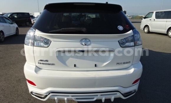 Tenga Tsaru Toyota Pickup Chena Mota in Beitbridge in Matabeleland South Tenga Tsaru Toyota Pickup Chena Mota in Beitbridge in Matabeleland South