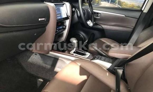 Buy Used Toyota Fortuner White Car in Beitbridge in Matabeleland South Buy Used Toyota Fortuner White Car in Beitbridge in Matabeleland South