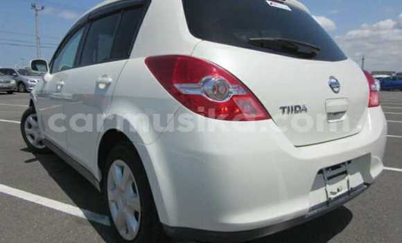 Acheter Occasion Voiture Nissan Tiida Blanc à Beitbridge, Matabeleland South Acheter Occasion Voiture Nissan Tiida Blanc à Beitbridge, Matabeleland South