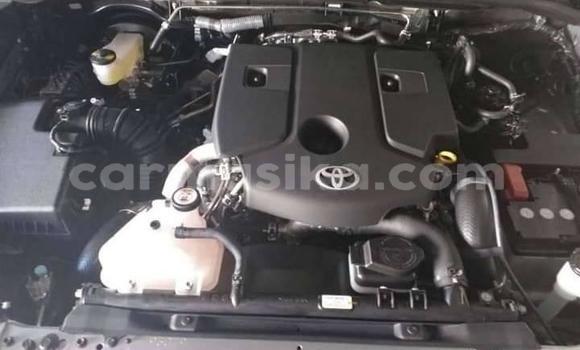 Buy Used Toyota Hilux Silver Car in Beitbridge in Matabeleland South Buy Used Toyota Hilux Silver Car in Beitbridge in Matabeleland South