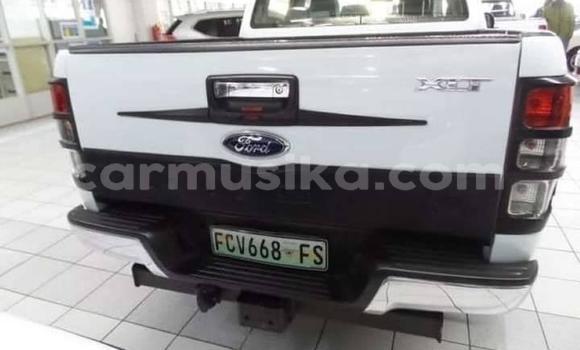 Buy Used Ford Ranger White Car in Beitbridge in Matabeleland South Buy Used Ford Ranger White Car in Beitbridge in Matabeleland South