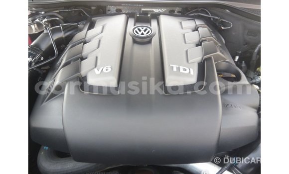 Tenga Imported Volkswagen Touareg Nhema Mota in Import - Dubai in Harare Tenga Imported Volkswagen Touareg Nhema Mota in Import - Dubai in Harare