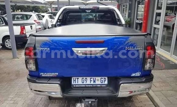 Buy Used Toyota Hilux Blue Car in Beitbridge in Matabeleland South Buy Used Toyota Hilux Blue Car in Beitbridge in Matabeleland South