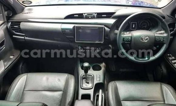 Buy Used Toyota Hilux Blue Car in Beitbridge in Matabeleland South Buy Used Toyota Hilux Blue Car in Beitbridge in Matabeleland South