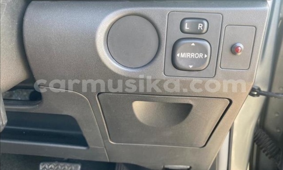 Acheter Occasion Voiture Toyota Yaris Gris à Beitbridge, Matabeleland South Acheter Occasion Voiture Toyota Yaris Gris à Beitbridge, Matabeleland South