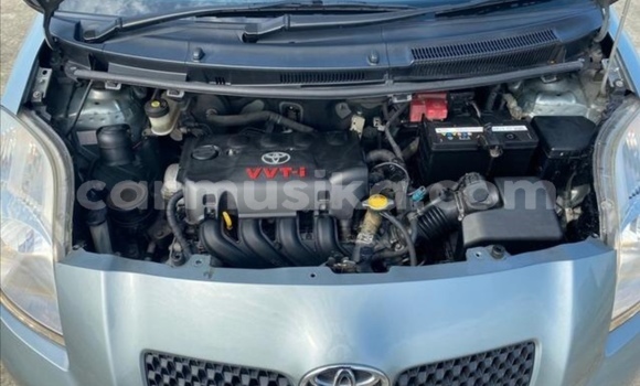 Acheter Occasion Voiture Toyota Yaris Gris à Beitbridge, Matabeleland South Acheter Occasion Voiture Toyota Yaris Gris à Beitbridge, Matabeleland South