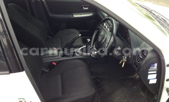 Buy Used Toyota Altezza White Car in Beitbridge in Matabeleland South Buy Used Toyota Altezza White Car in Beitbridge in Matabeleland South