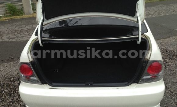 Buy Used Toyota Altezza White Car in Beitbridge in Matabeleland South Buy Used Toyota Altezza White Car in Beitbridge in Matabeleland South