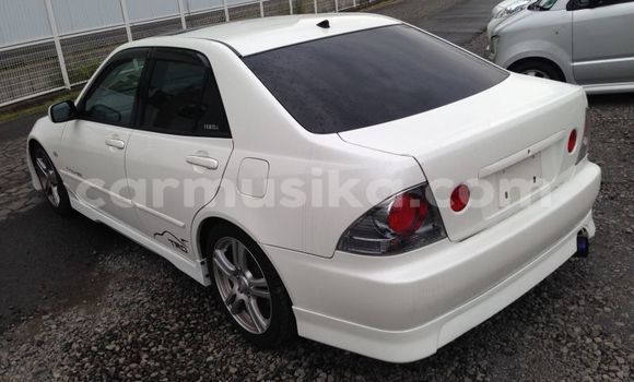 Buy Used Toyota Altezza White Car in Beitbridge in Matabeleland South Buy Used Toyota Altezza White Car in Beitbridge in Matabeleland South