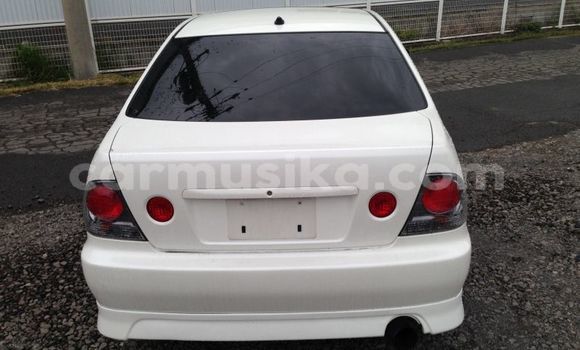 Buy Used Toyota Altezza White Car in Beitbridge in Matabeleland South Buy Used Toyota Altezza White Car in Beitbridge in Matabeleland South