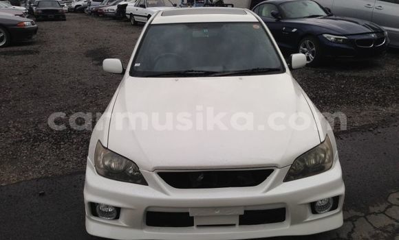Buy Used Toyota Altezza White Car in Beitbridge in Matabeleland South Buy Used Toyota Altezza White Car in Beitbridge in Matabeleland South