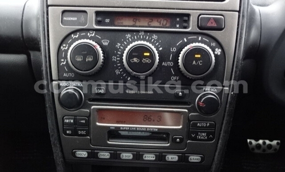 Acheter Occasion Voiture Toyota Yaris Rouge à Beitbridge, Matabeleland South Acheter Occasion Voiture Toyota Yaris Rouge à Beitbridge, Matabeleland South