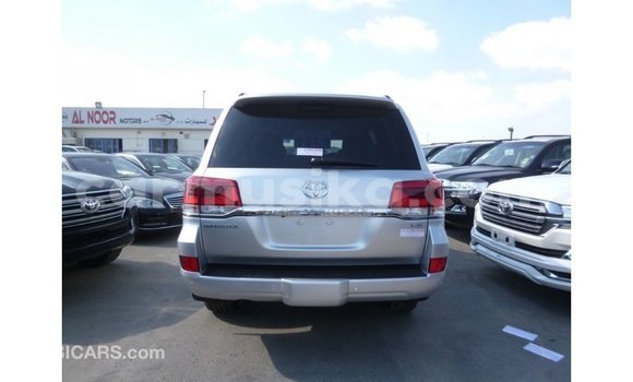 Nunua Imported Toyota Land Cruiser Nyingine Gari ndani ya Import - Dubai nchini Harare Nunua Imported Toyota Land Cruiser Nyingine Gari ndani ya Import - Dubai nchini Harare