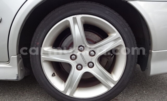 Acheter Occasion Voiture Toyota Yaris Rouge à Beitbridge, Matabeleland South Acheter Occasion Voiture Toyota Yaris Rouge à Beitbridge, Matabeleland South