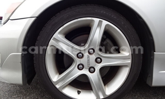 Acheter Occasion Voiture Toyota Yaris Rouge à Beitbridge, Matabeleland South Acheter Occasion Voiture Toyota Yaris Rouge à Beitbridge, Matabeleland South