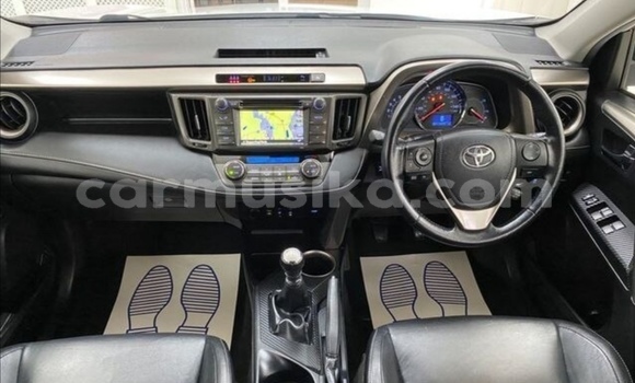 Acheter Occasion Voiture Toyota RAV4 Blanc à Beitbridge, Matabeleland South Acheter Occasion Voiture Toyota RAV4 Blanc à Beitbridge, Matabeleland South